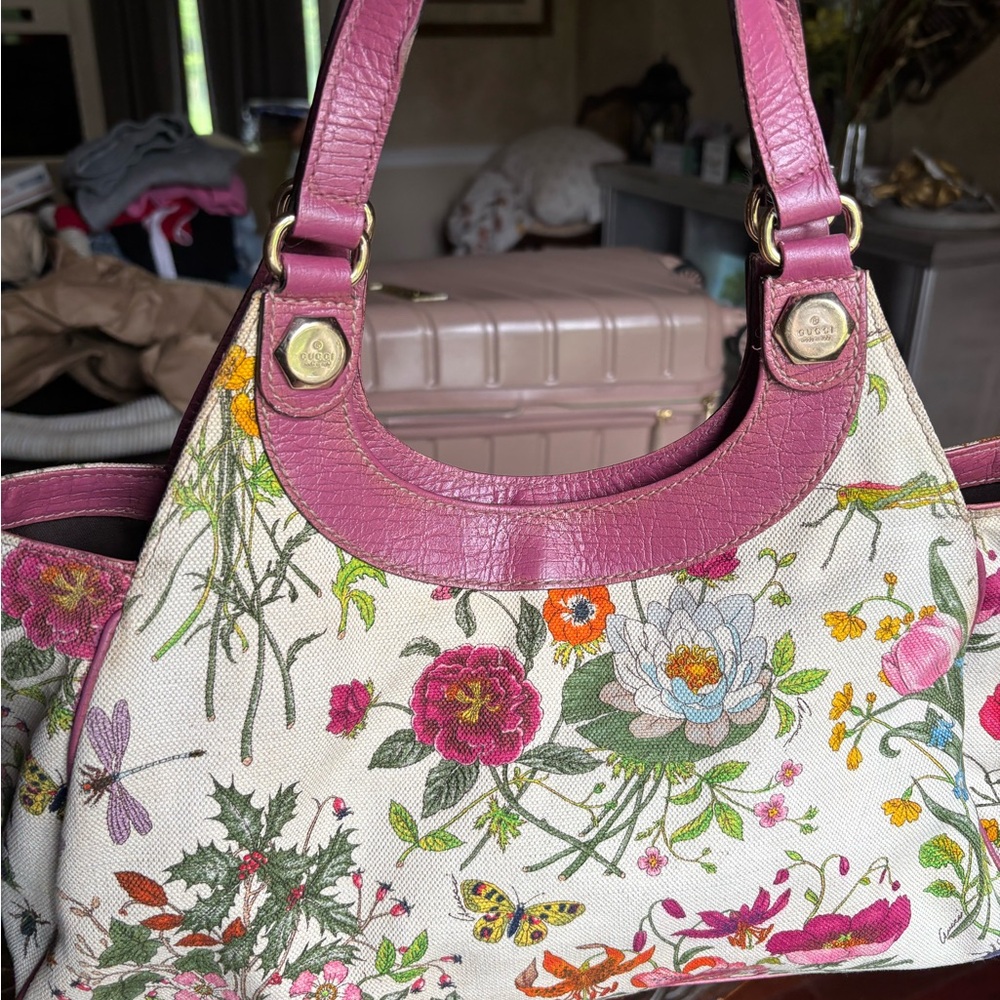 Gucci Pink Floral Shoulder Bag with Gold Hardware